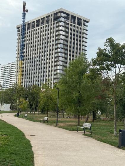 Apartament cu 3 camere decomandat în Vest