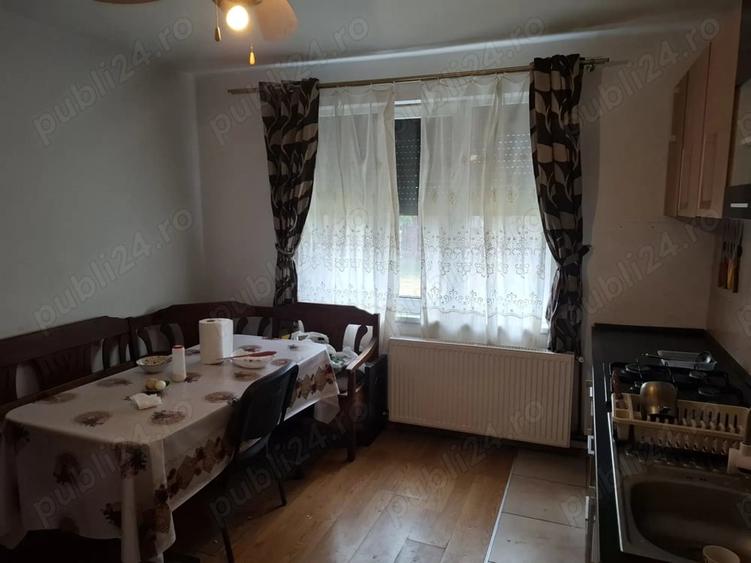 Casă cu 3 camere cu Teren 650 Mp în Adunații-Copăceni