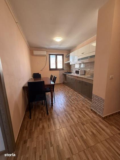 Apartament cu 2 camere în Micro 21