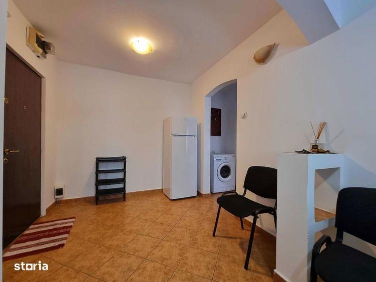 Proprietar inchiriez apartament cu 2 camere decomandat, zona Soarelui - 2