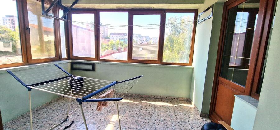 Casă individuală cu 5 camere cu Canalizare în Coiciu