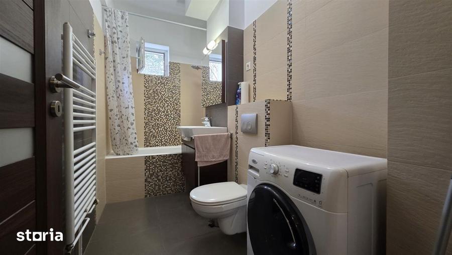 Apartament cu 3 camere decomandat, mobilat în Plopilor