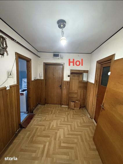 Apartament cu 3 camere decomandat în Ultracentral