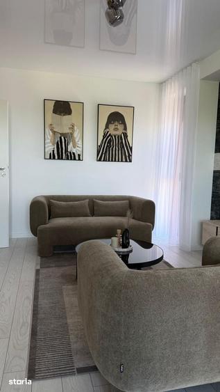 Apartament cu 3 camere în Piața Centrală