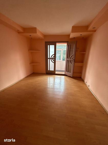 Apartament cu 3 camere in zona Bicaz - 2