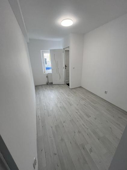 Apartament cu 2 camere în Decebal