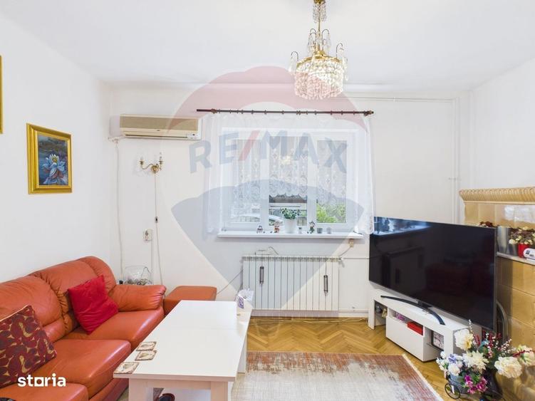 Casă cu 4 camere cu Teren 354 Mp în 13 Septembrie