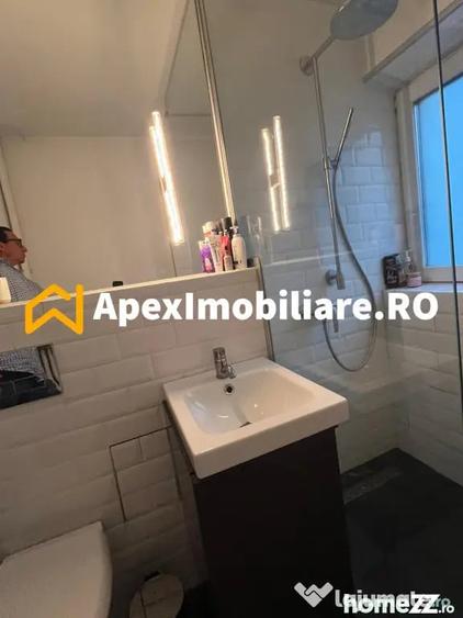 Apartament cu 3 camere semidecomandat în Cotroceni