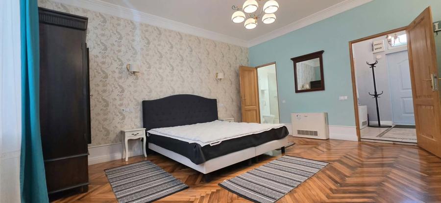 Apartament cu 2 camere nedecomandat în Ultracentral