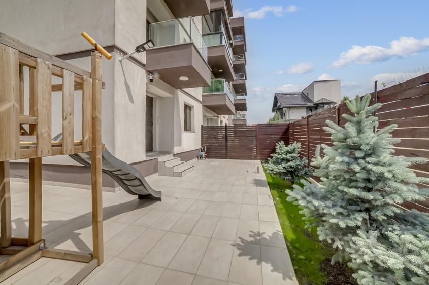 Apartament cu 4 camere decomandat, mobilat în Sisești