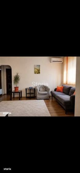 Apartament De Vanzare cu Doua Camere In Zona Pajura sec.1