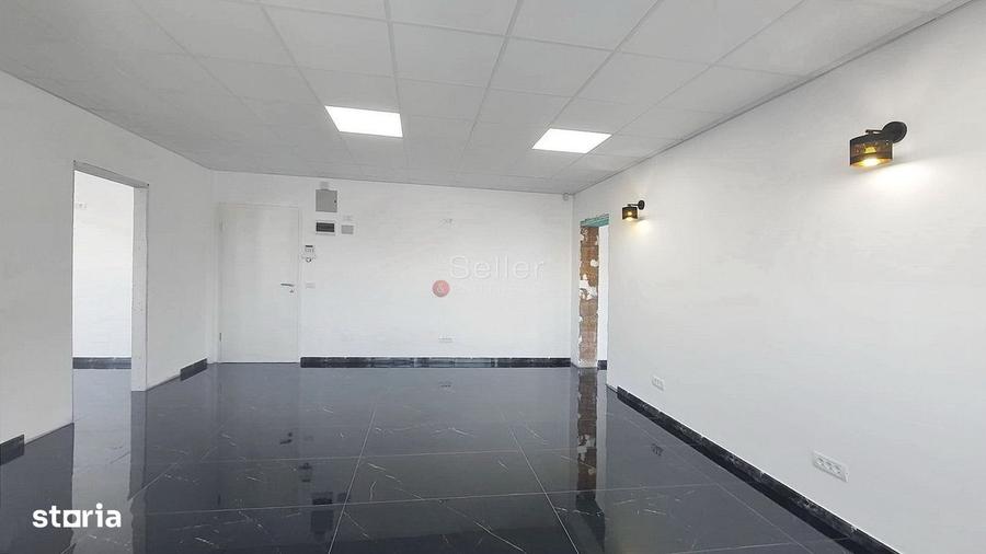 Spațiu comercial, de 105 mp, în Central