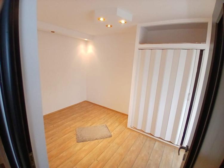 Inchiriez apartament 3 camere zona Milcov - 5