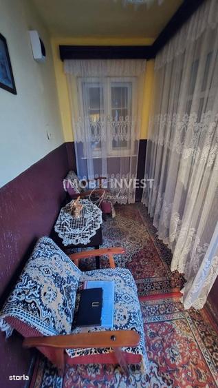 Casă cu 4 camere cu Teren 800 Mp în Teiu