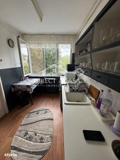 Apartament cu 3 camere în Tudor Vladimirescu