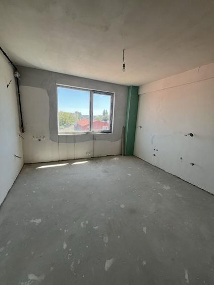 Apartament cu 2 camere decomandat în Brătianu