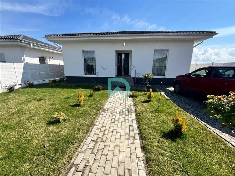Casă individuală cu 3 camere cu Teren 500 Mp în Hărman