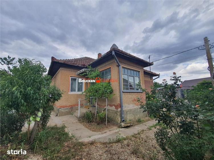Casă cu 2 camere în Central