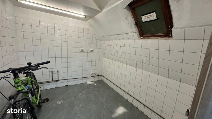 Spațiu comercial, de 55 mp, în Central