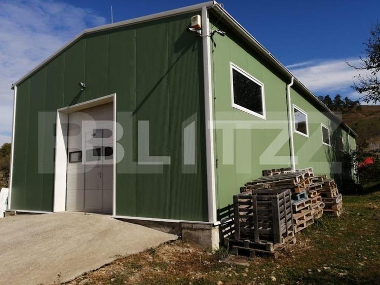 Spațiu industrial, de 210 mp, în Exterior Est
