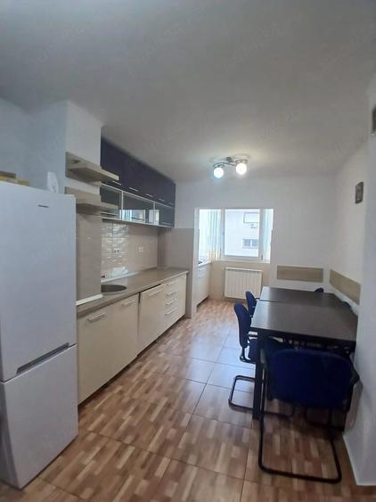 Dau in chirie apartament cu 3 camere - 5