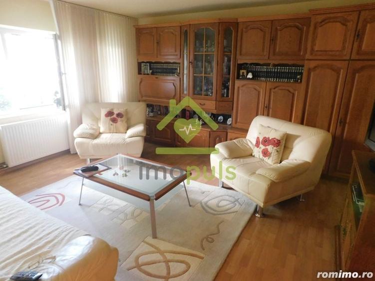 Apartament cu 3 camere decomandat în Steaua