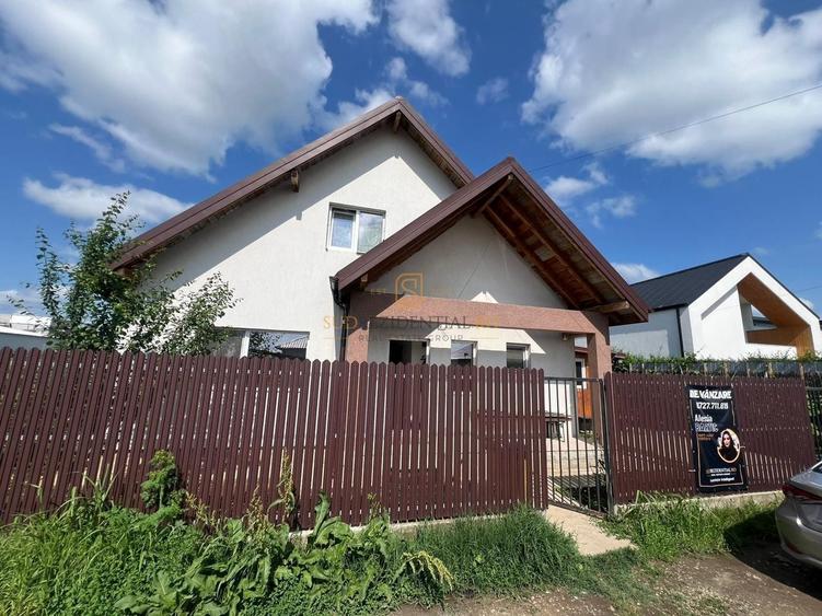 Casă individuală cu 3 camere cu Canalizare în Berceni