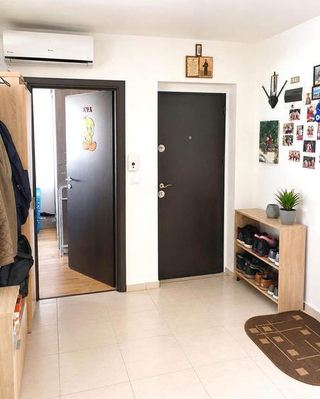 Apartament cu 3 camere decomandat în Valea Adâncă