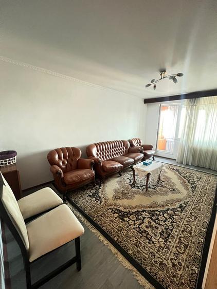 Apartament cu 3 camere decomandat, mobilat în Gorjului
