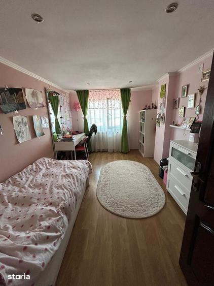Se vinde casa cu priveli?te spectaculoasa spre Ora?ul Suceava - 3