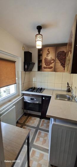 Garsonieră decomandată în Central