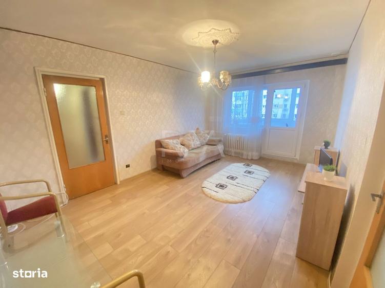 Apartament cu 3 camere semidecomandat, mobilat în Rahova