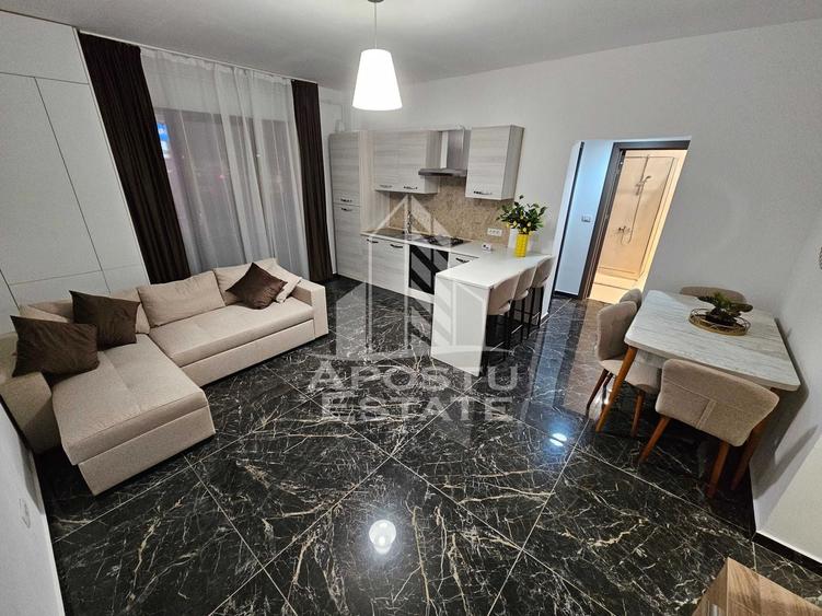 Apartament cu 3 camere decomandat în UTA