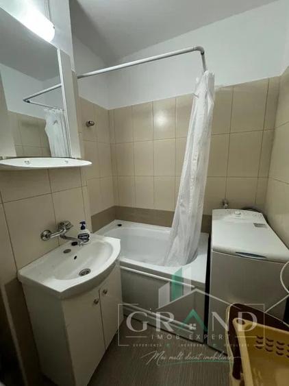 Garsonieră semidecomandată, mobilată în Zorilor