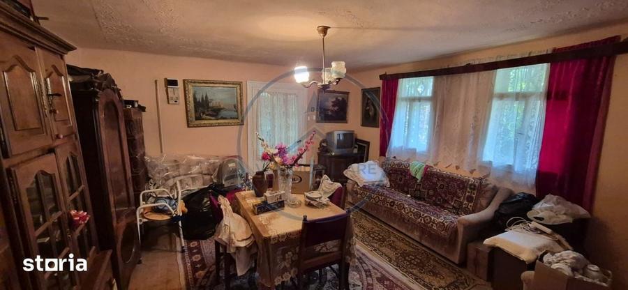 Casă cu 3 camere cu Teren 1116 Mp în Săcalu de Pădure
