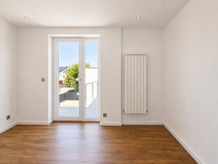 Duplex cu 5 camere cu Canalizare în Tunari
