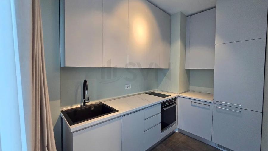 Apartament cu 2 camere semidecomandat, mobilat în Primăverii