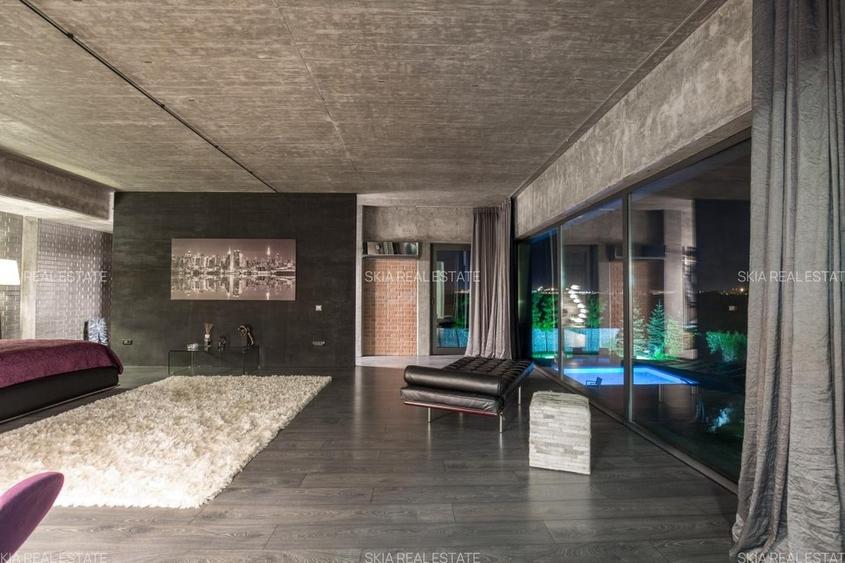 Casă individuală cu 12 camere cu Piscina în Nord