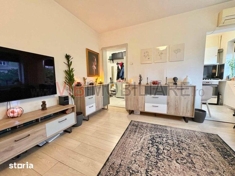 Apartament cu 3 camere decomandat în Domenii