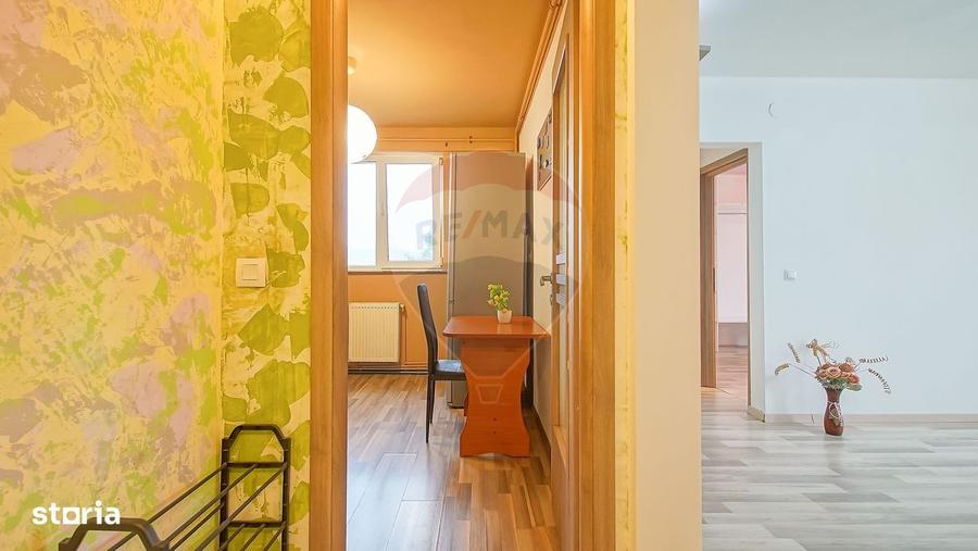 Apartament cu 3 camere, mobilat în Astra