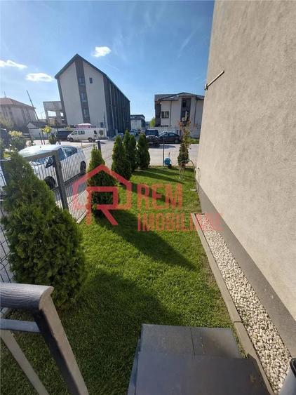 Apartament cu 2 camere decomandat în Fundeni