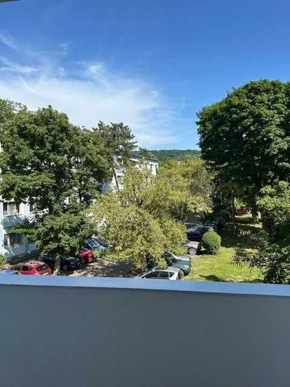 Apartament cu 2 camere decomandat în Cornișa