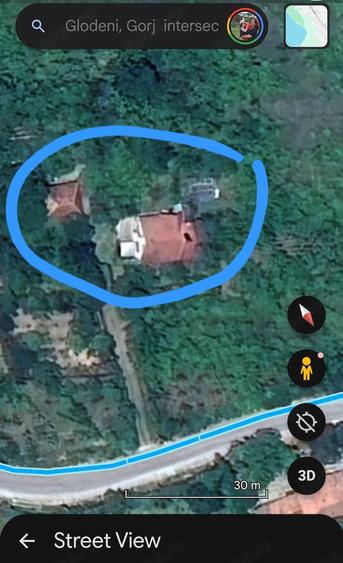 Casă cu 4 camere cu Teren 3900 Mp în Glodeni