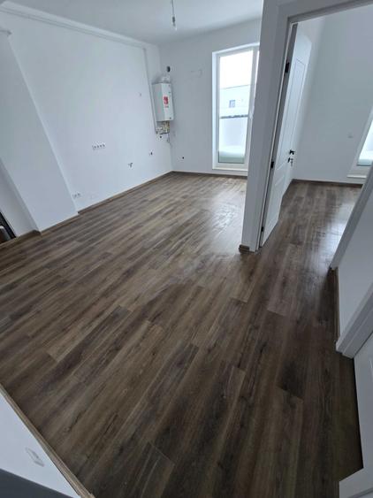 Apartament cu 2 camere semidecomandat în Vasile Alecsandri
