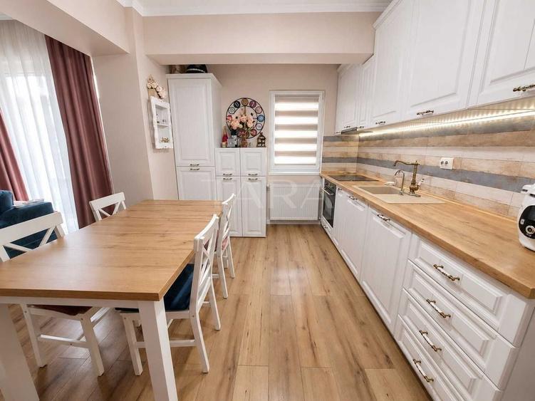Apartament cu 3 camere semidecomandat, mobilat în Baciu