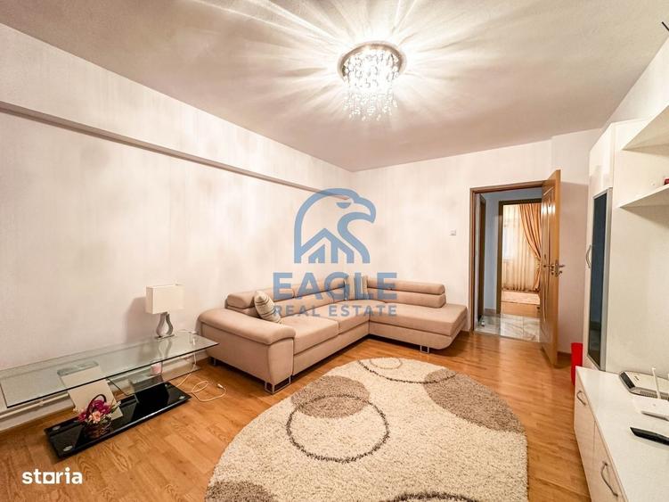 Apartament cu 2 camere decomandat în Far