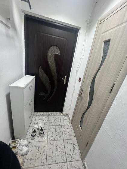 Apartament cu 2 camere semidecomandat în Valea Rosie