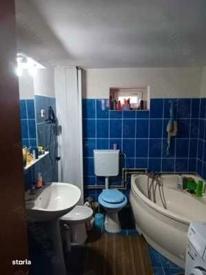 Casă cu 4 camere cu Teren 160 Mp în Berislăvești