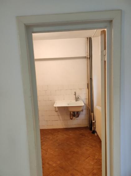 Garsonieră semidecomandată în Central