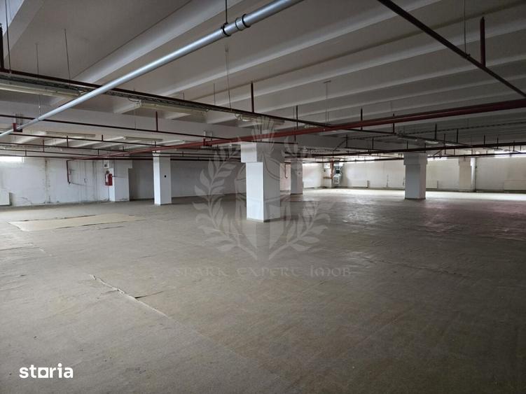Spațiu comercial, de 3,400 mp, în Blejoi